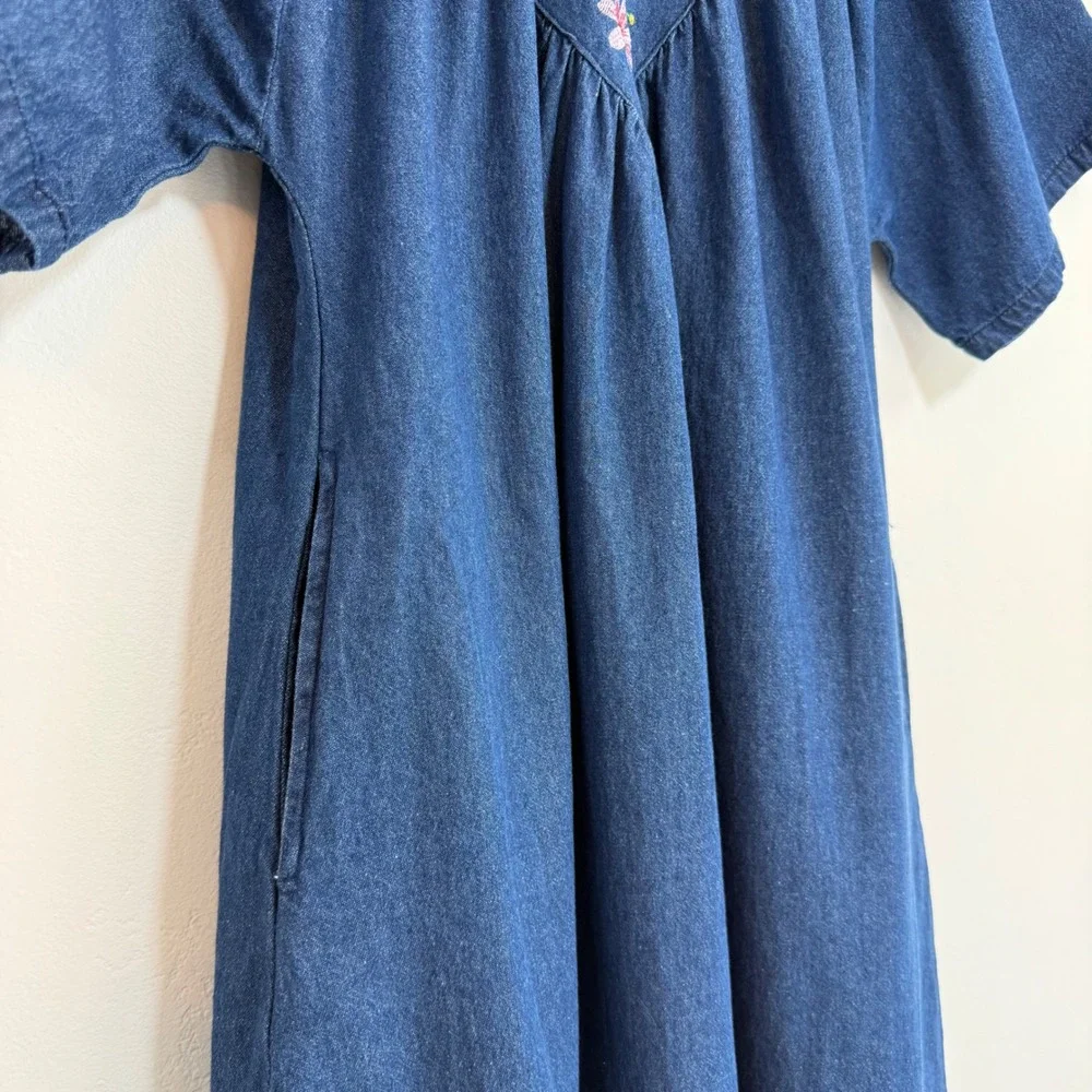 Country Store Embroidered Denim Dress‎ Size M Midi Boho Prairie Cottagecore